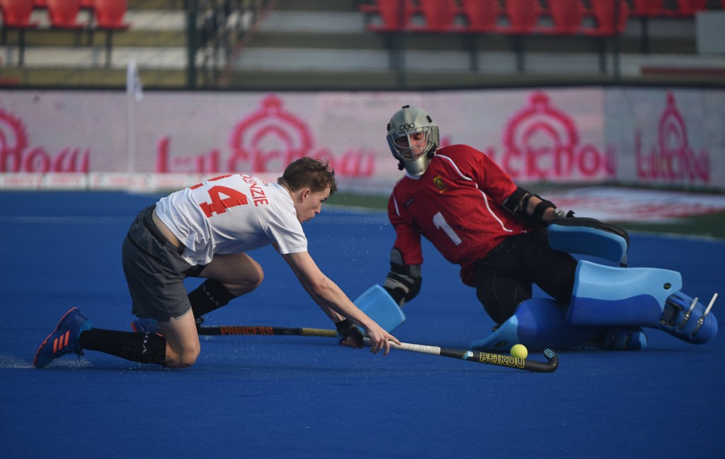 2016 Junior World Cup (Men). December 10, 2016 vs South Africa. 3-1 loss. By Yan Huckedubler.