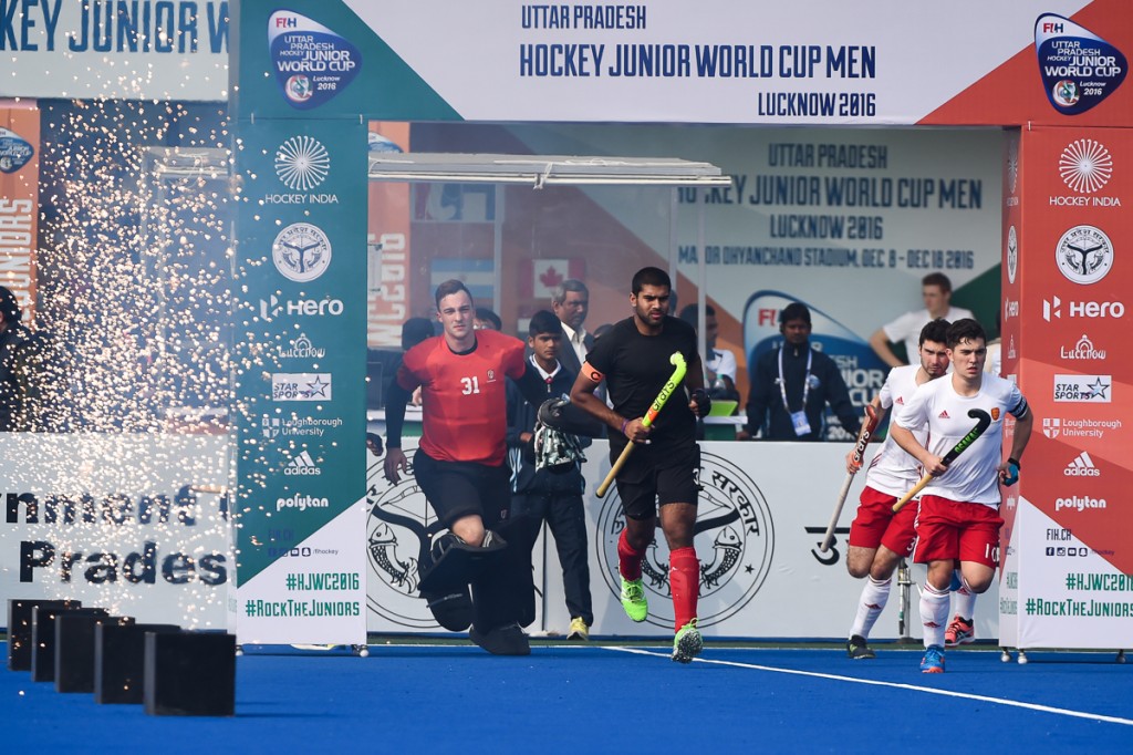 2016 Junior World Cup (Men). December 13, 2016 vs England. 6-0 loss. By Yan Huckedubler.